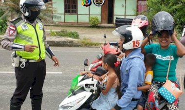 Sat-Lantas-Polres-TTU-Gencar-Ingatkan-Pengendara-pakai-masker