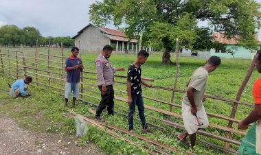 Bhabinkamtibmas-Motadik-Kerja-Bhakti-Bersama-Masyarakat