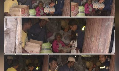 Bhabinkamtibmas-Maubeli-Beri-Bantuan-Sembako-Kepada-Orang-Buta