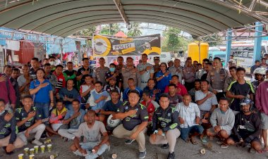 Gelar-Police-Goes-to-Street,-Polres-TTU-Blusukan-ke-Terminal-Kota-Kefa-dengar-Masukan-Masyarakat