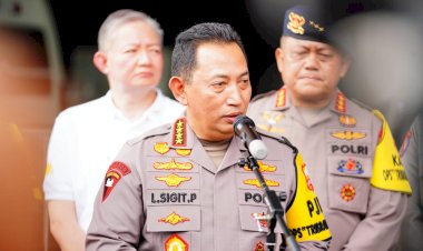 Tinjau-Kesiapan-Pengamanan,-Kapolri-Instruksikan-Warga-Terlayani-dengan-Baik-saat-Misa-Agung-Paus-Fransiskus