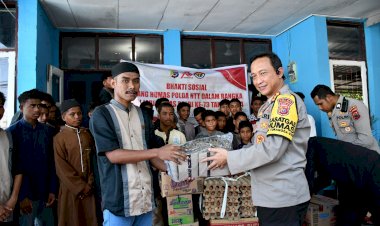 Bidhumas-Polda-NTT-Gelar-Bansos-untuk-Panti-Asuhan-dan-Wartawan-dalam-Rangka-HUT-ke-73-Humas-Polri