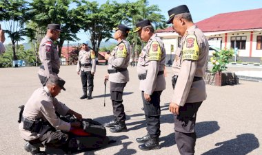 Kapolres-TTU-AKBP-Moh.-Mukhson,-S.H.,-S.I.K.-M.H-Cek-Kesiapan-Perlengkapan-Petugas-Pengamanan-TPS