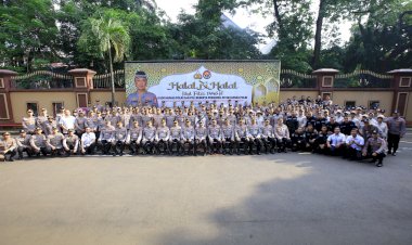 Dalam-Momentum-Halal-Bihalal,-Kadiv-Humas-Sampaikan-Apresiasi-Pengamanan-Mudik-Lancar-dan-Nyaman