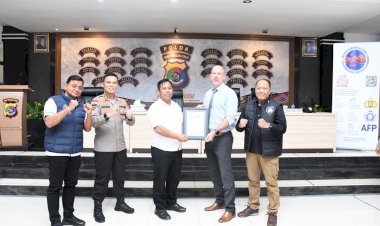 Perkuat-Sinergi-Internasional,-Polda-NTT-Gelar-Asistensi-BTNCLO-dan-Community-Awareness-Bersama-Divhubinter-Polri-dan-AFP