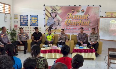 Polres-TTU-Buka-Ruang-Dialog-Hukum-Lewat-Jumat-Curhat-di-Desa-Kiusili
