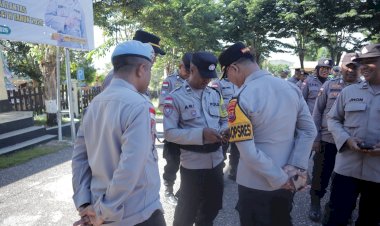 Wakapolres-TTU-Pimpin-Pemeriksaan-Personel,-Tegaskan-Disiplin-dan-Profesionalisme-Anggota