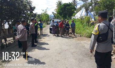 Polres-TTU-dan-Polsek-Insana-Utara-Kawal-dan-Amankan-Ritual-Adat-Keluarga-Korban-Pengeroyokan-di-Fafinesu-B