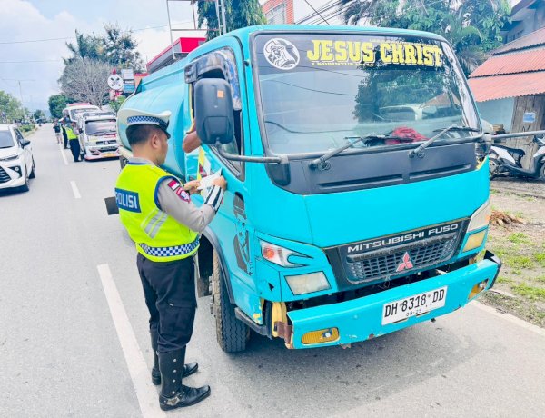 Hal Sepele di Jalan Raya, Risiko Besar bagi Keselamatan