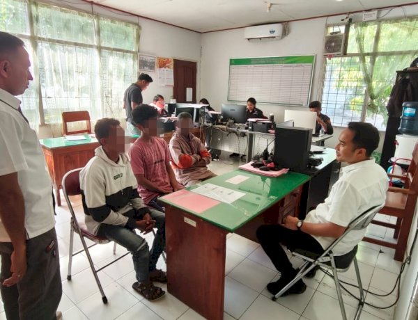 Polsek Miomaffo Timur Serahkan Tersangka Pengeroyokan di Oeana Desa Faenake ke Kejaksaan, Wujud Sinergitas dan Kepastian Hukum.