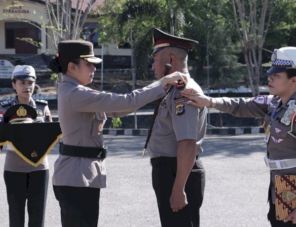 Kapolres TTU Pimpin Upacara Kenaikan Pangkat Pengabdian, Bentuk Apresiasi atas Dedikasi Personel