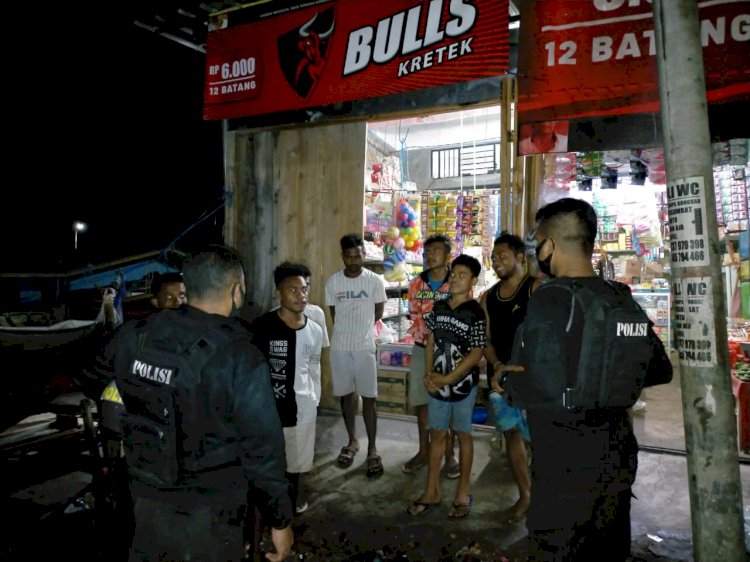 Patroli Malam, Tim Raimas Polres TTU Bubarkan Sekelompok Pemuda Sedang Miras di Gua Aplasi   