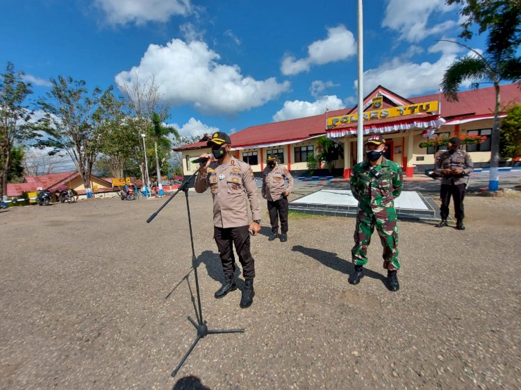 Patroli Gabungan TNI/Polri Sosialisasi Penerapan PPKM Level 3 di TTU
