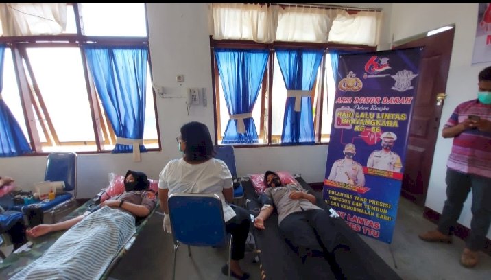 HUT Polantas ke-66, Satlantas Polres TTU Gelar Donor Darah, Baksos dan Vaksinasi