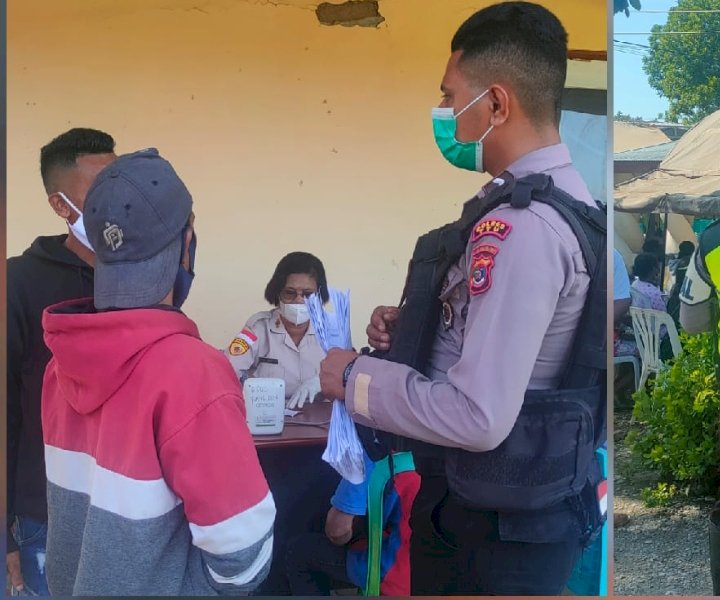 Raimas Polres TTU Mobilisasi Anak Sekolah ke Tempat Vaksinasi dan Bagi Masker