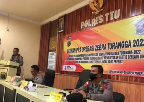 Kapolres TTU Buka Latpraops Kepolisian Kewilayahan Zebra Turangga 2022