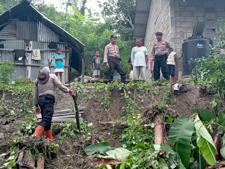 Tanah Longsor di Desa Faenake Kabupaten TTU Mengancam Rumah Warga, Polres TTU Bergerak Cepat