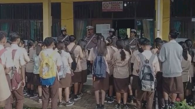 Satlantas Polres TTU Gencar Edukasi Keselamatan Lalu Lintas di Sekolah-sekolah