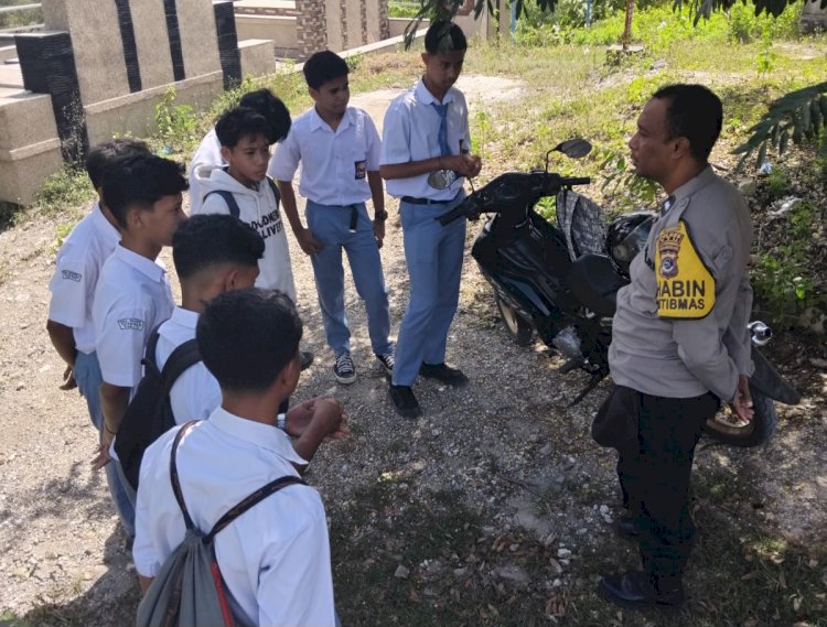 Bhabinkamtibmas Kelurahan Tubuhue Gencarkan Sambang, Sasar Pelajar Bolos Sekolah
