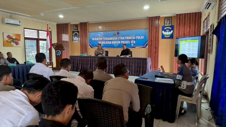 Penguatan Etika Profesi Polri, Propam Polda NTT Beri Pembekalan kepada Personel Polres TTU