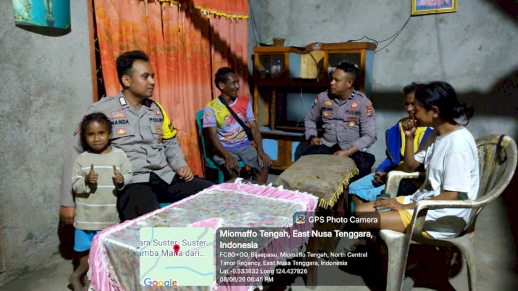 Menyapa Lewat Humanisme, Hangatnya Dialog Malam Personil Pospol Miomaffo Tengah Bersama Warga Bijaepasu